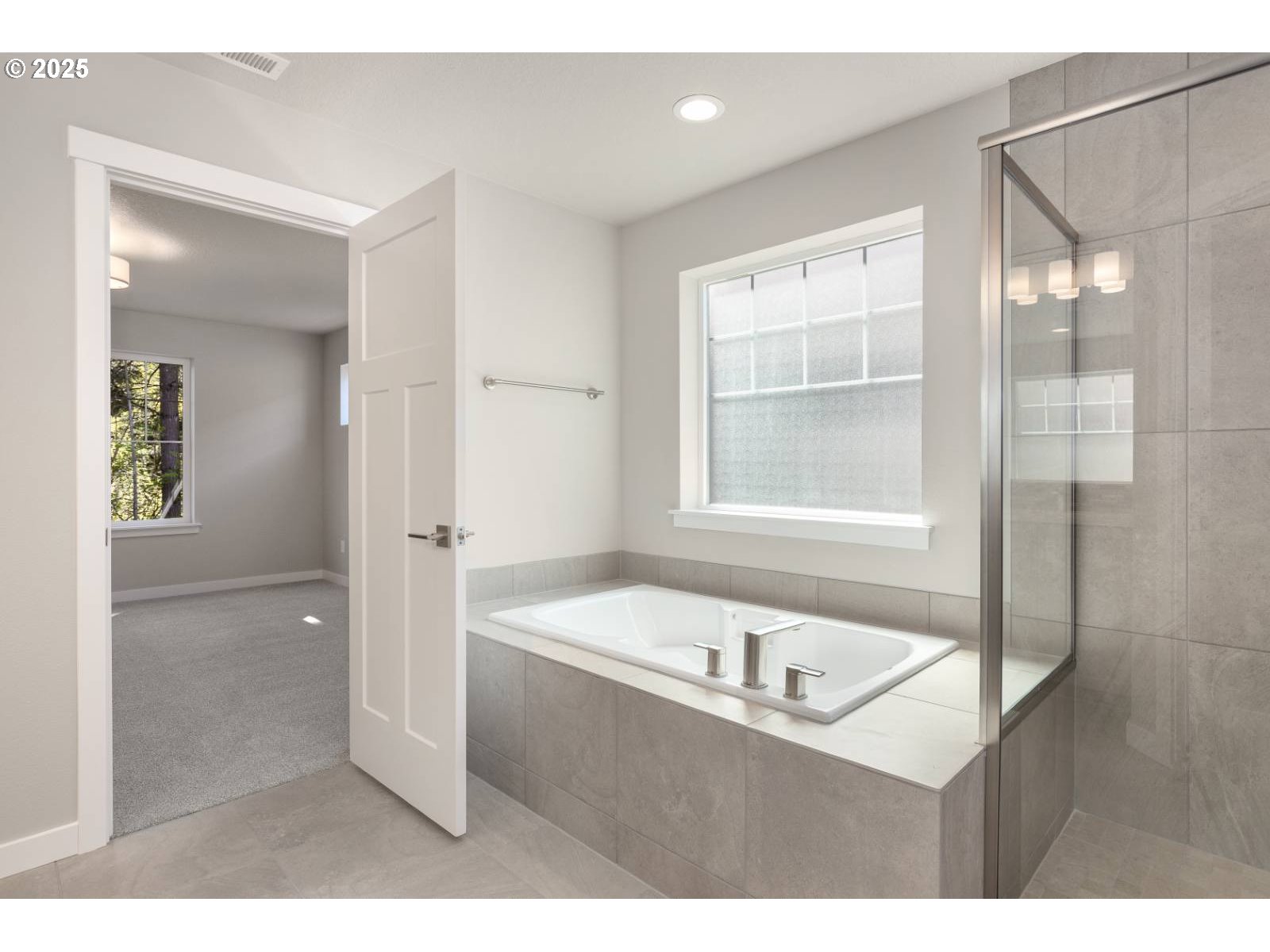 Sherwood, Oregon 97140, United States, 4 Bedrooms Bedrooms, ,3 BathroomsBathrooms,Residential,Pending,20274