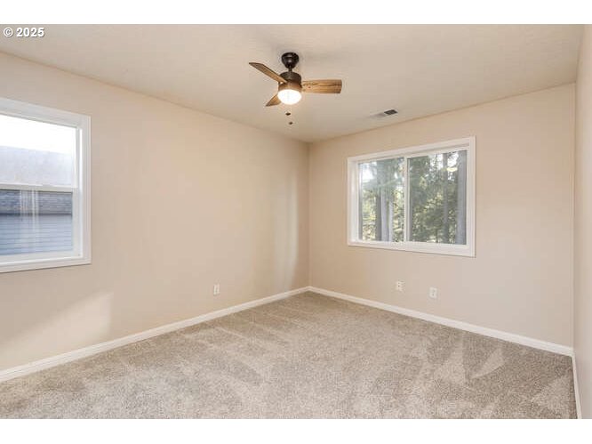 Tualatin, Oregon 97062, United States, 4 Bedrooms Bedrooms, ,3 BathroomsBathrooms,Residential,Pending,14865