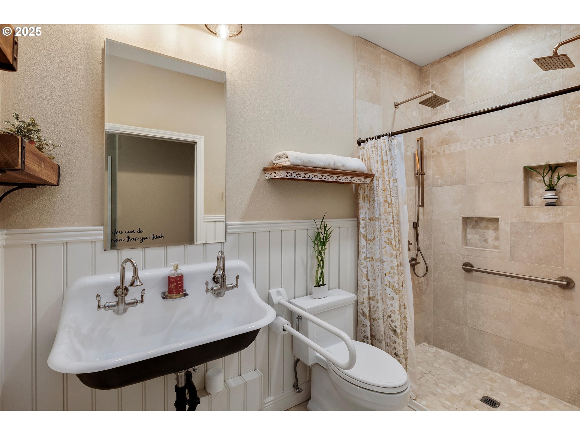 Oregon City, Oregon 97045, United States, 5 Bedrooms Bedrooms, ,3 BathroomsBathrooms,Residential,Pending,145523