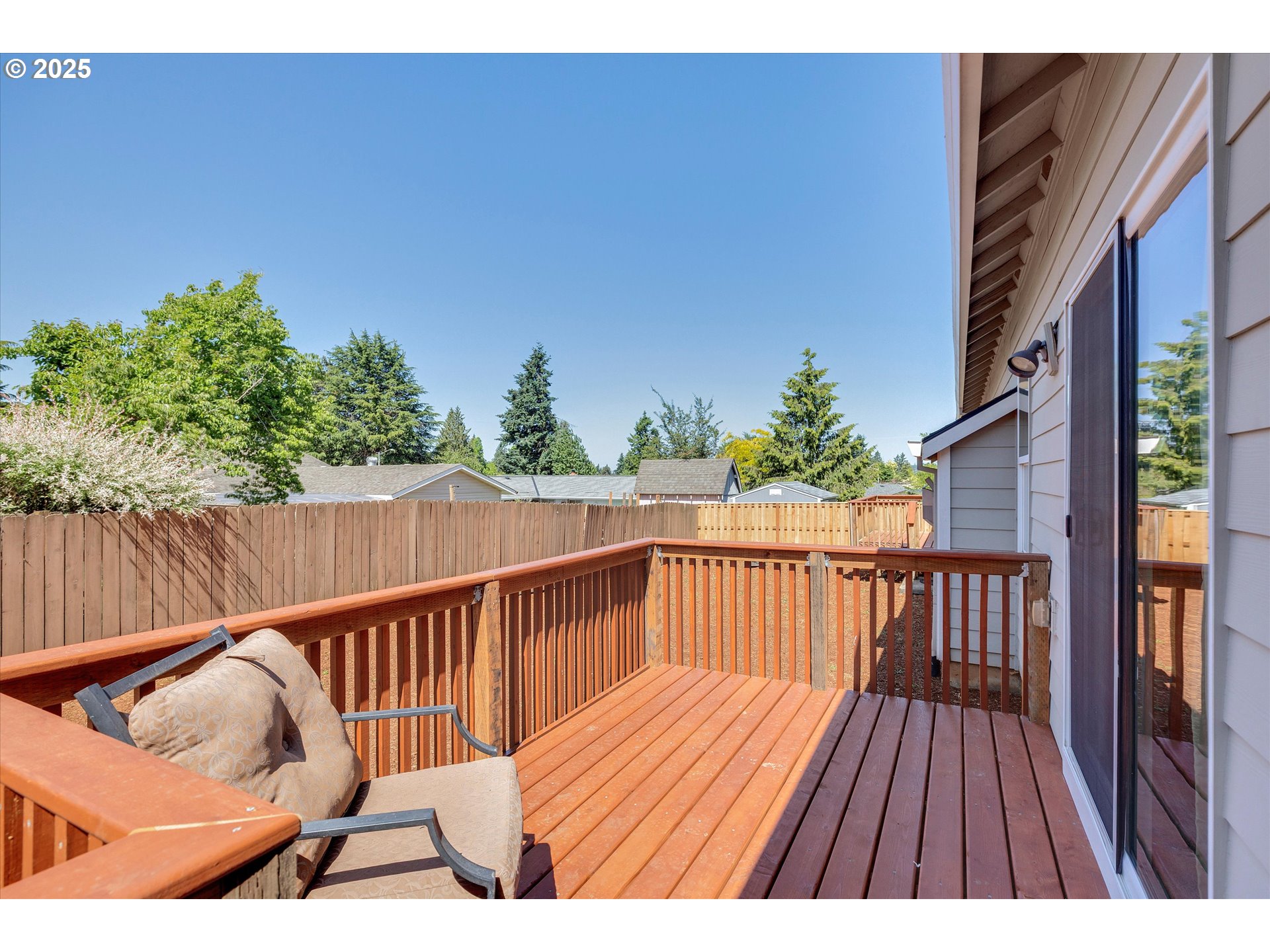 Oregon City, Oregon 97045, United States, 5 Bedrooms Bedrooms, ,3 BathroomsBathrooms,Residential,Pending,145523