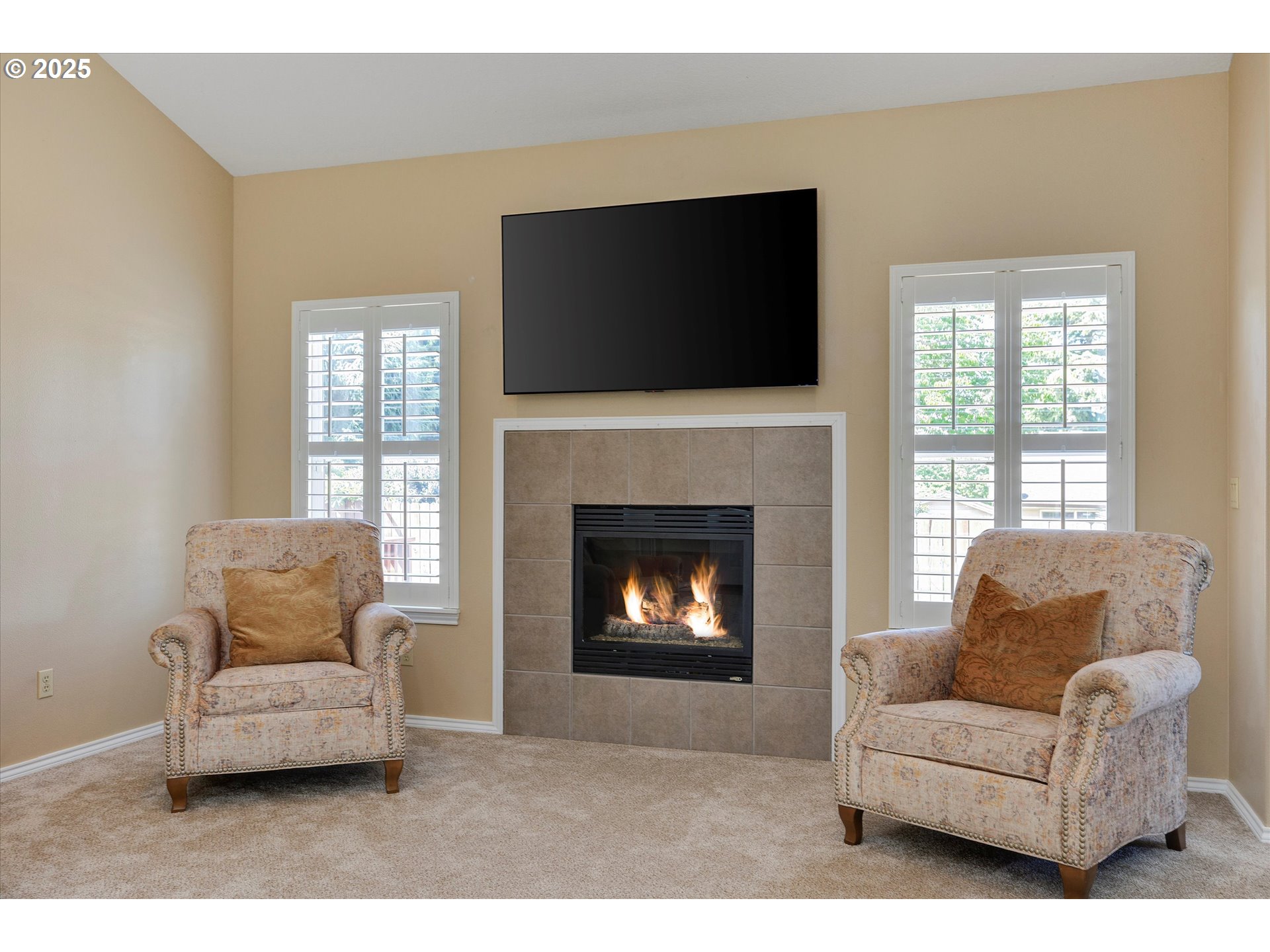 Oregon City, Oregon 97045, United States, 5 Bedrooms Bedrooms, ,3 BathroomsBathrooms,Residential,Pending,145523