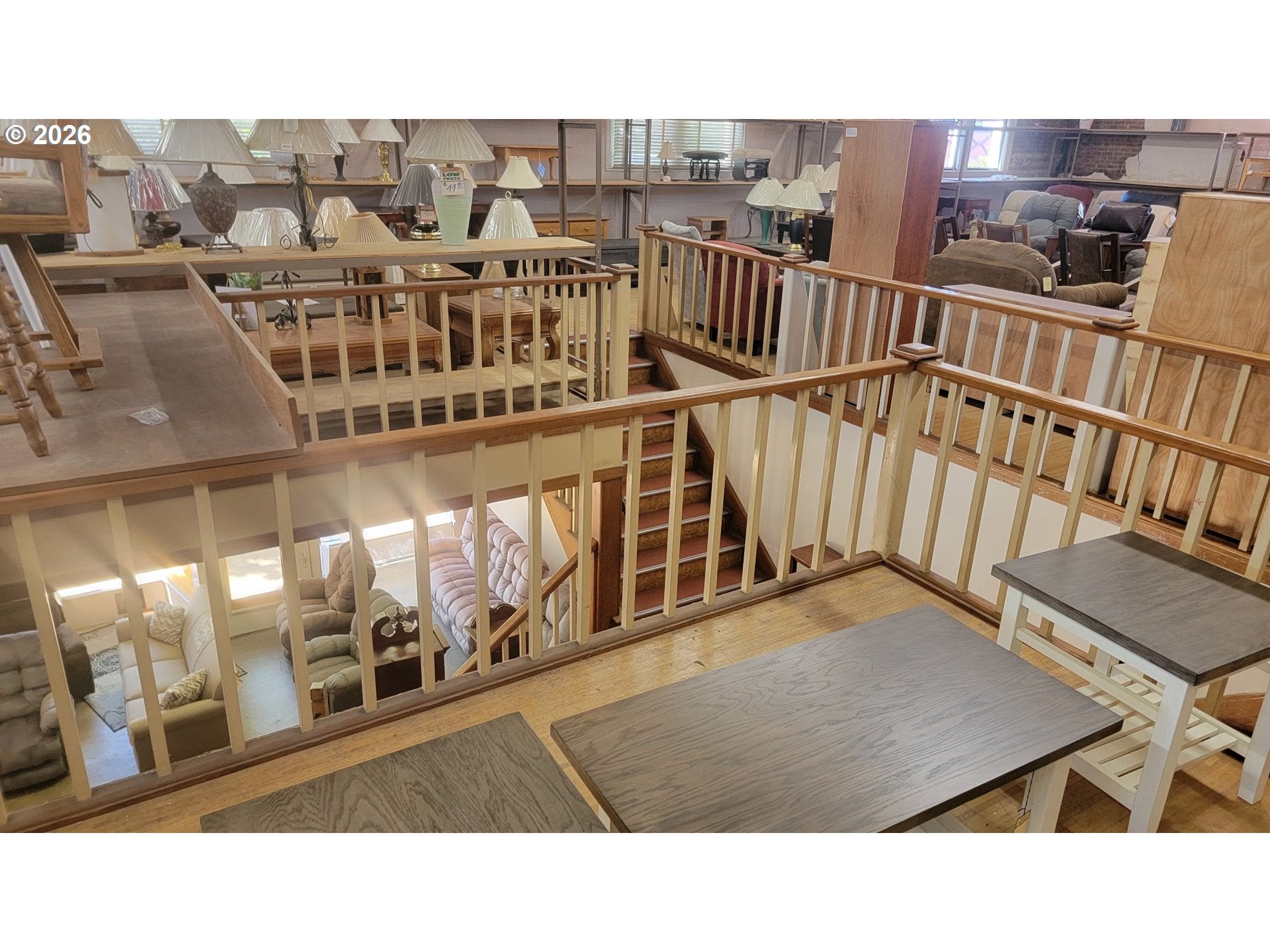 202 N MAIN AVE