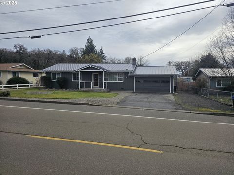 A home in Roseburg