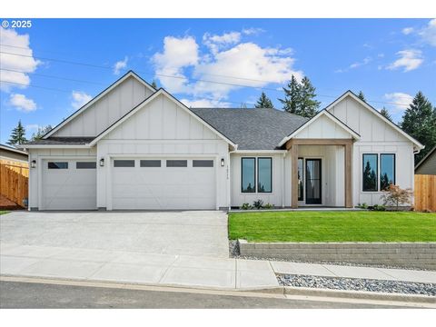 Photo of 16713 NE 38th Ave, Vancouver, WA 98686 (MLS # 238256489)
