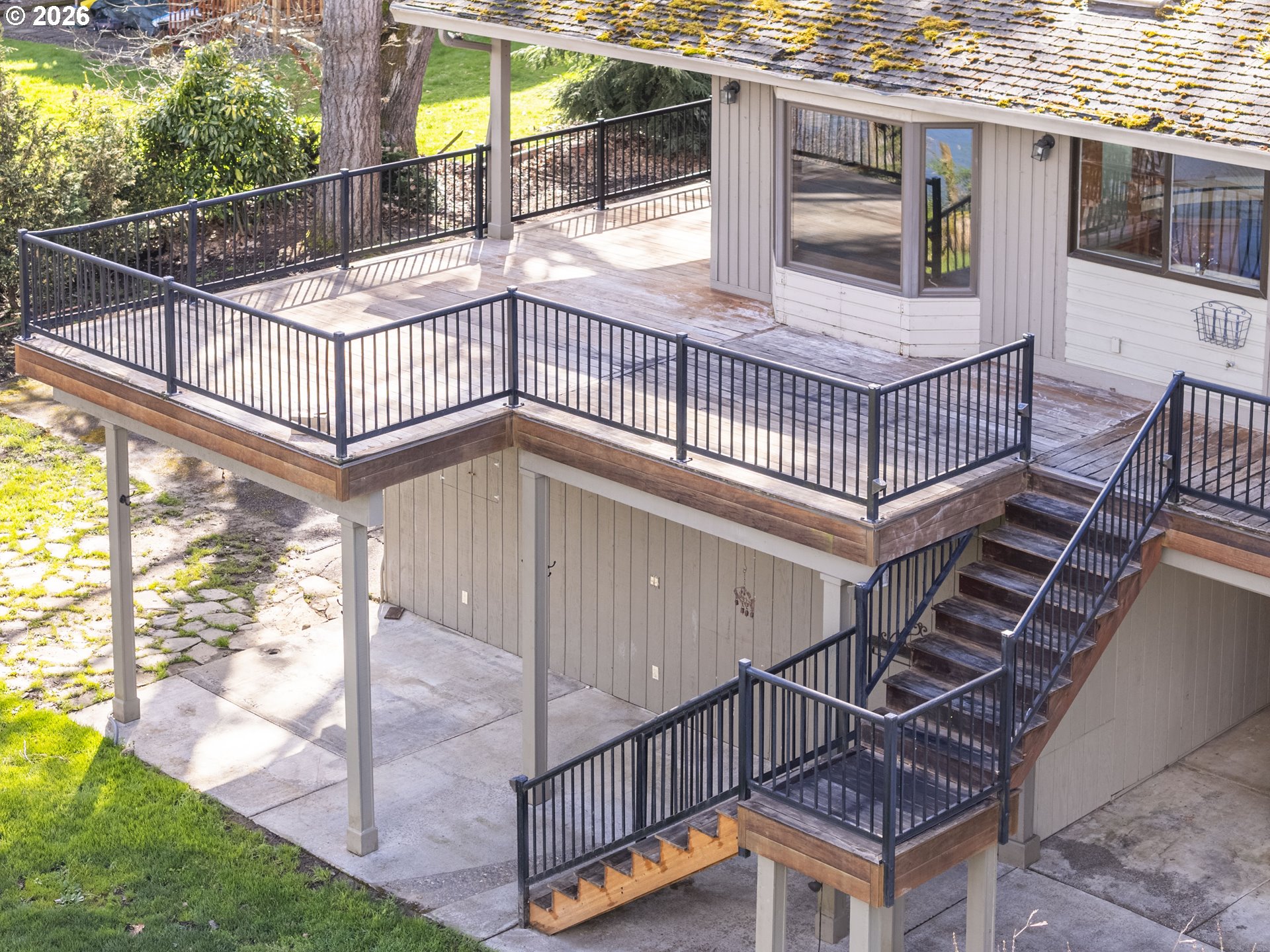 16091 S CLACKAMAS RIVER DR