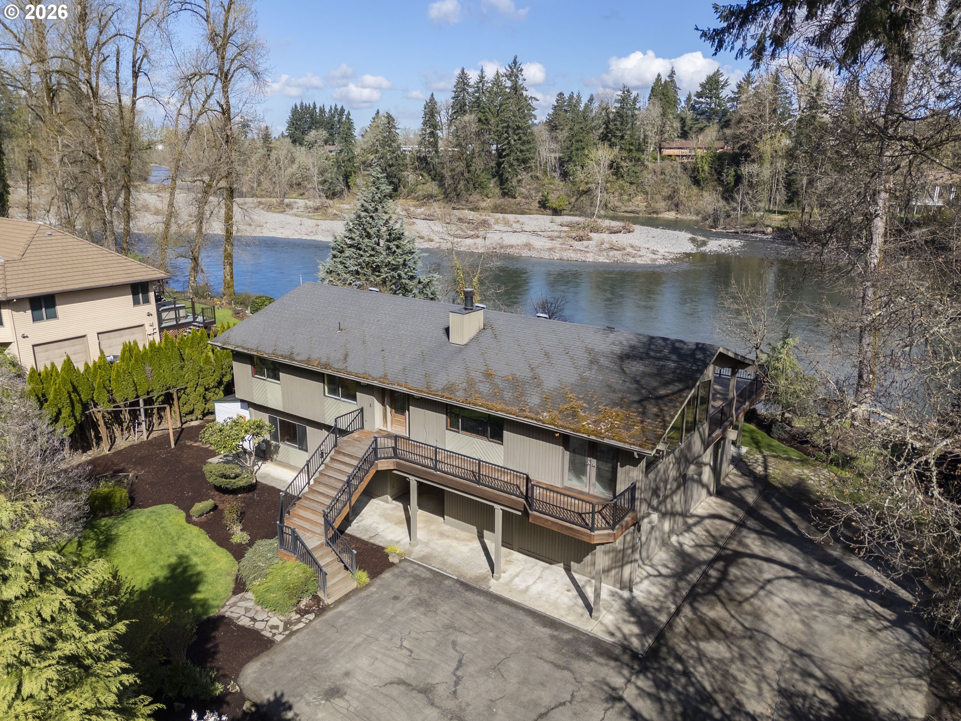 16091 S CLACKAMAS RIVER DR