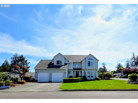 2383 OREGON AVE North Bend OR 97459