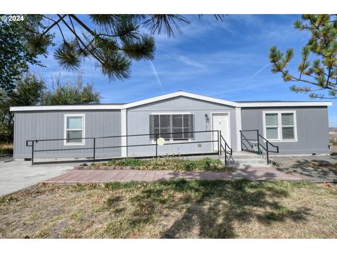 A home in Hermiston