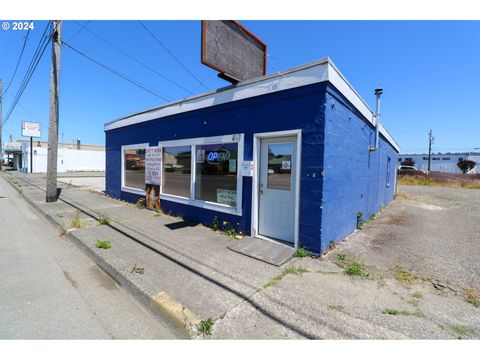852 S BROADWAY Coos Bay OR 97420