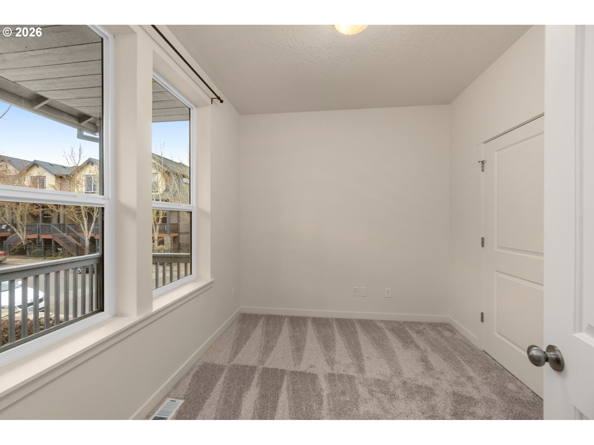 3127 NE WEEPING WILLOW WAY