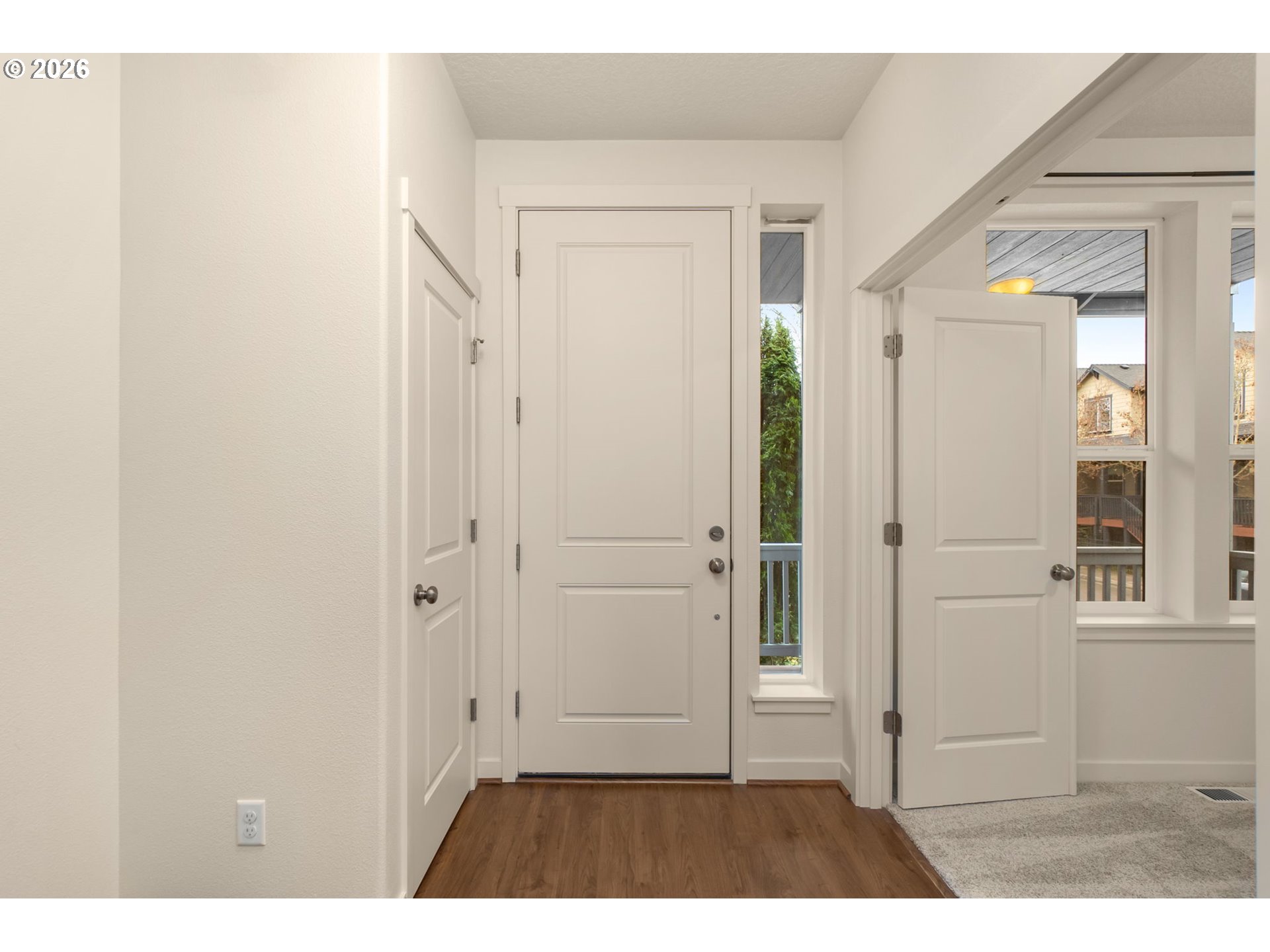 3127 NE WEEPING WILLOW WAY