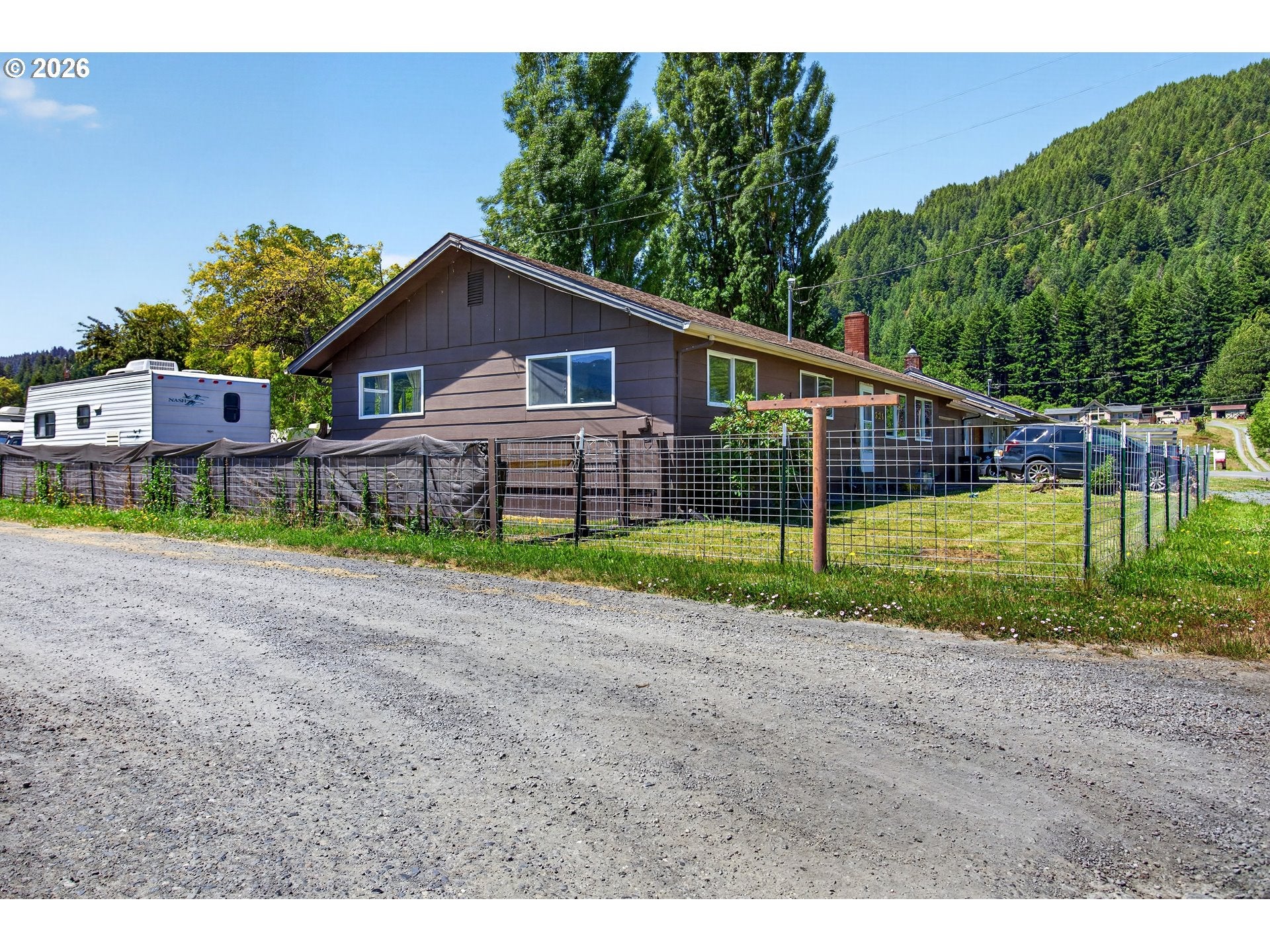 321 W DATE ST