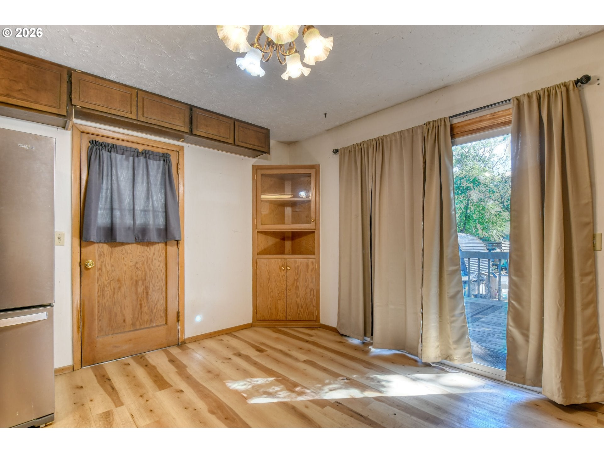 338 E HIGH ST
