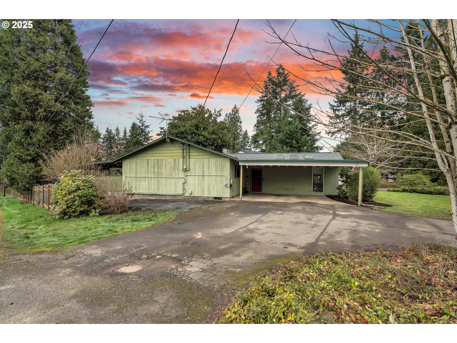 23512 NE 10TH AVE