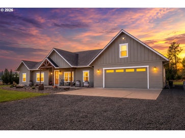 24883 SUTTLE RD Elmira OR 97437