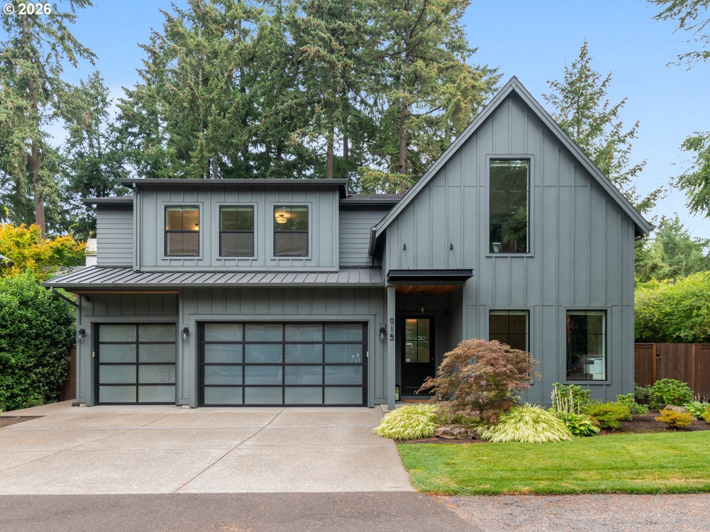 915 OAK TER