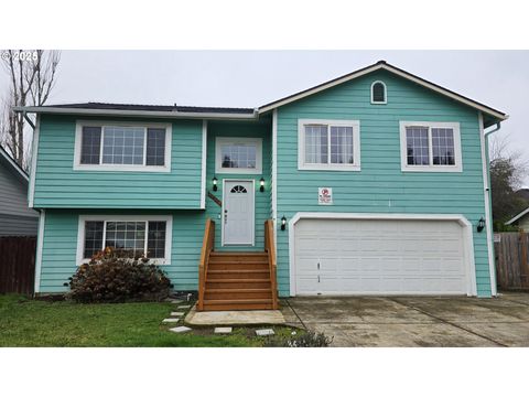 934 S 46TH ST Springfield OR 97478