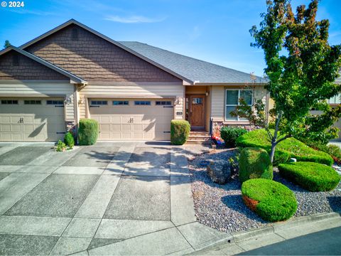 A home in Sutherlin