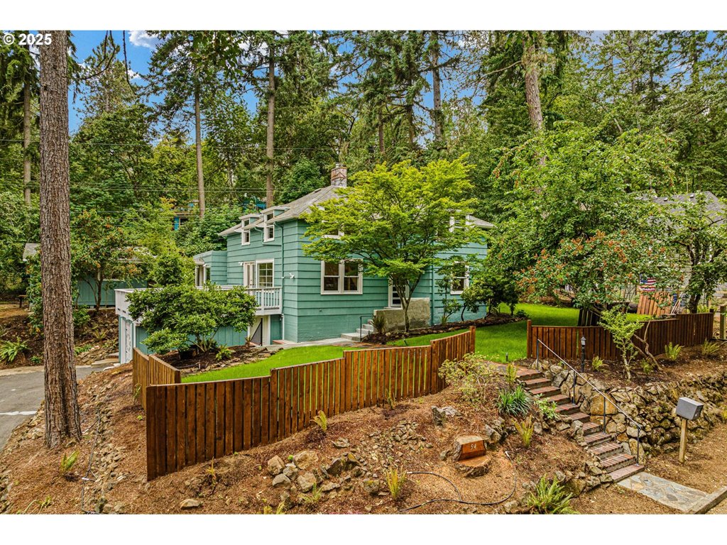 54 W 31ST AVE