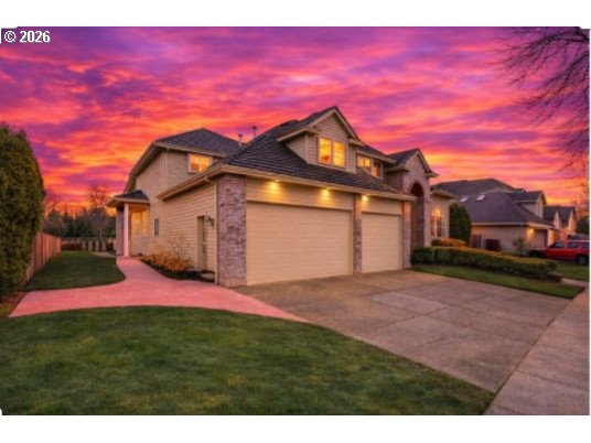 312 NW Pacific Grove DR