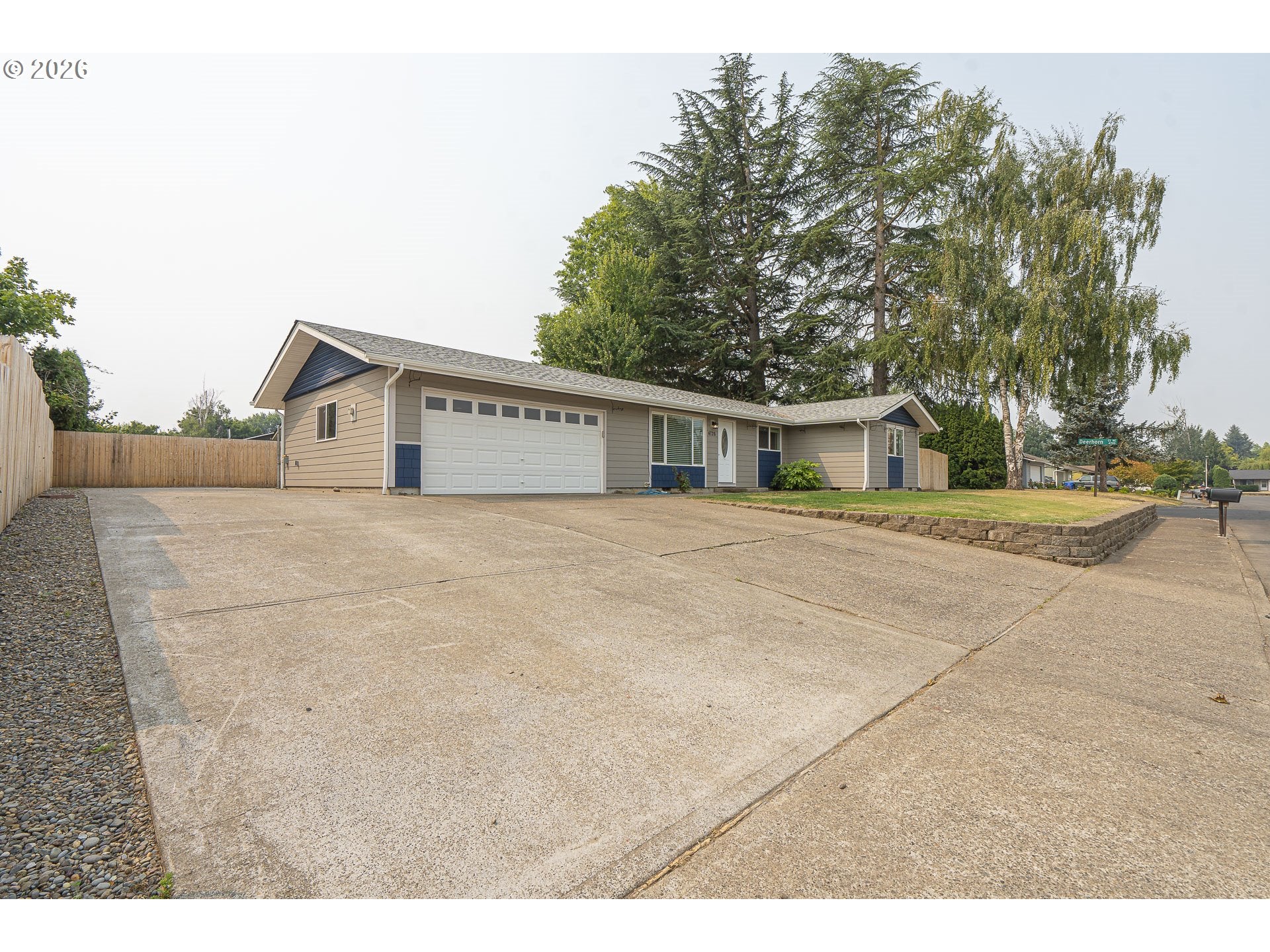 4726 ANTELOPE CT NE