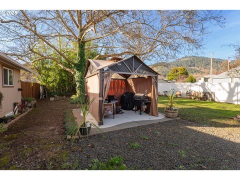 A home in Myrtle Creek