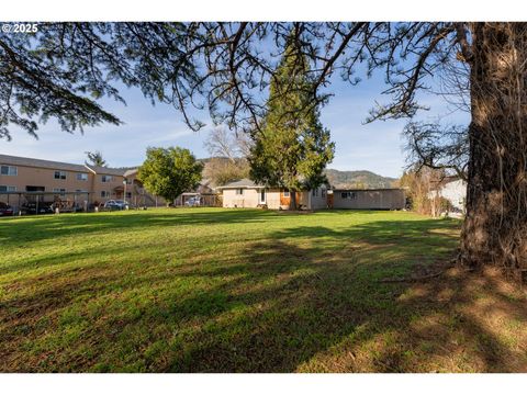 A home in Myrtle Creek