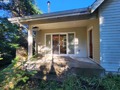 A home in Port Orford