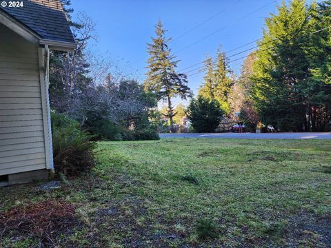 A home in Port Orford