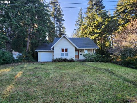 A home in Port Orford