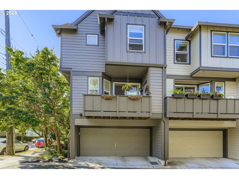 8805 SE 13TH AVE Portland OR 97202