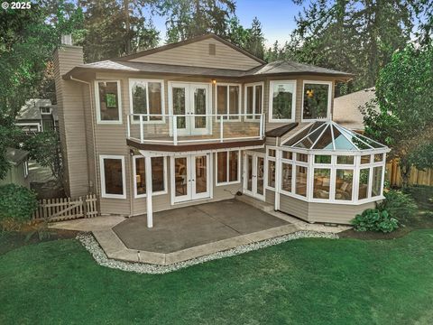 5687 RIVER ST West Linn OR 97068