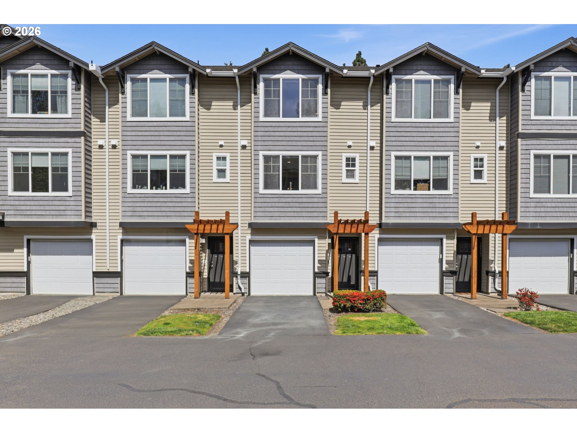 10525 NE CEDAR FALLS LOOP