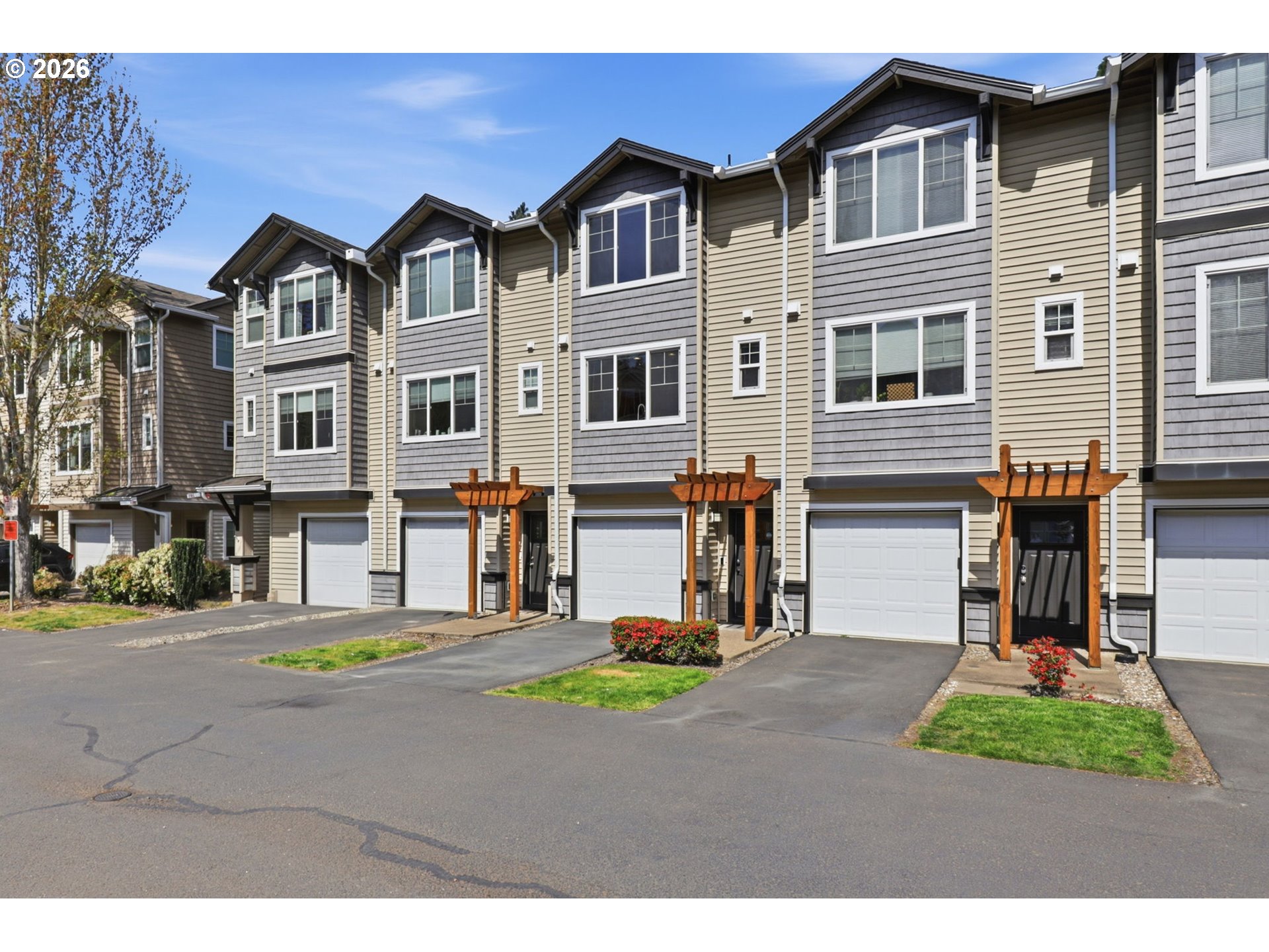 10525 NE CEDAR FALLS LOOP