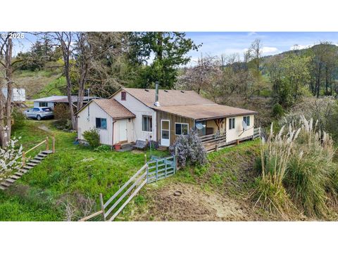 14982 HIGHWAY 42 Myrtle Point OR 97458