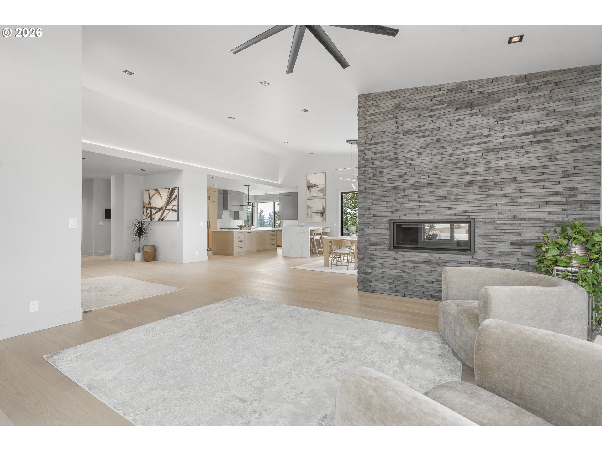 1025 CRENSHAW RD