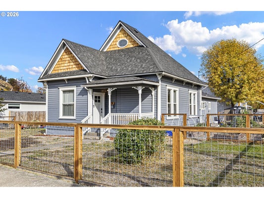 174 SE MOSHER AVE, ROSEBURG, OR 97470 - Image fe01cd8491fa8623edd882ddb318feaf/72848642