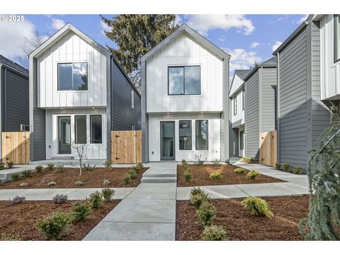 7914 SE 45th AVE Portland OR 97206