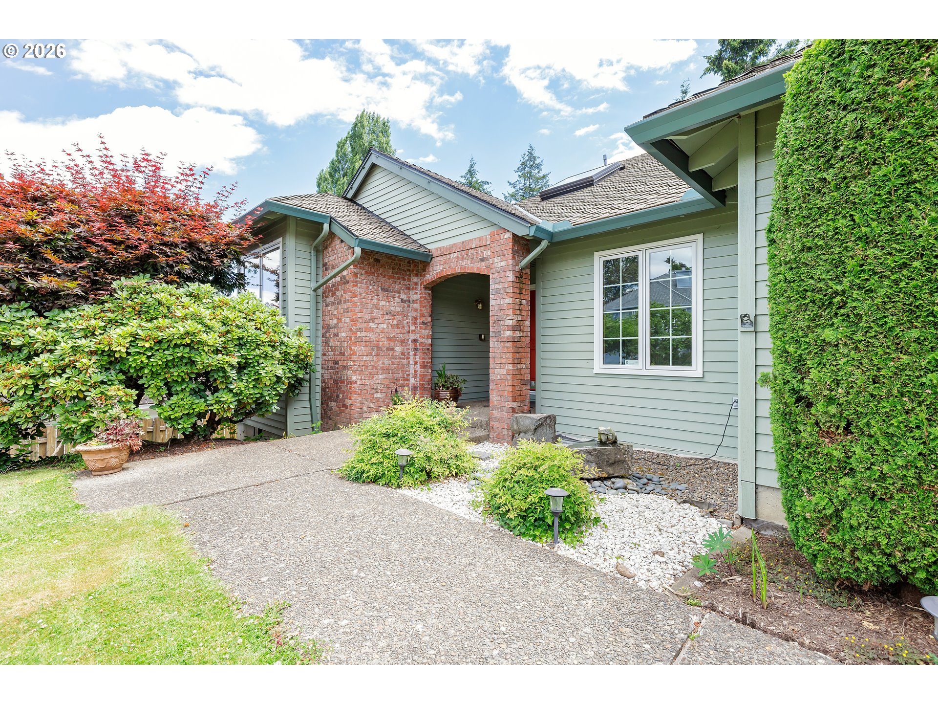1326 STONEHAVEN DR
