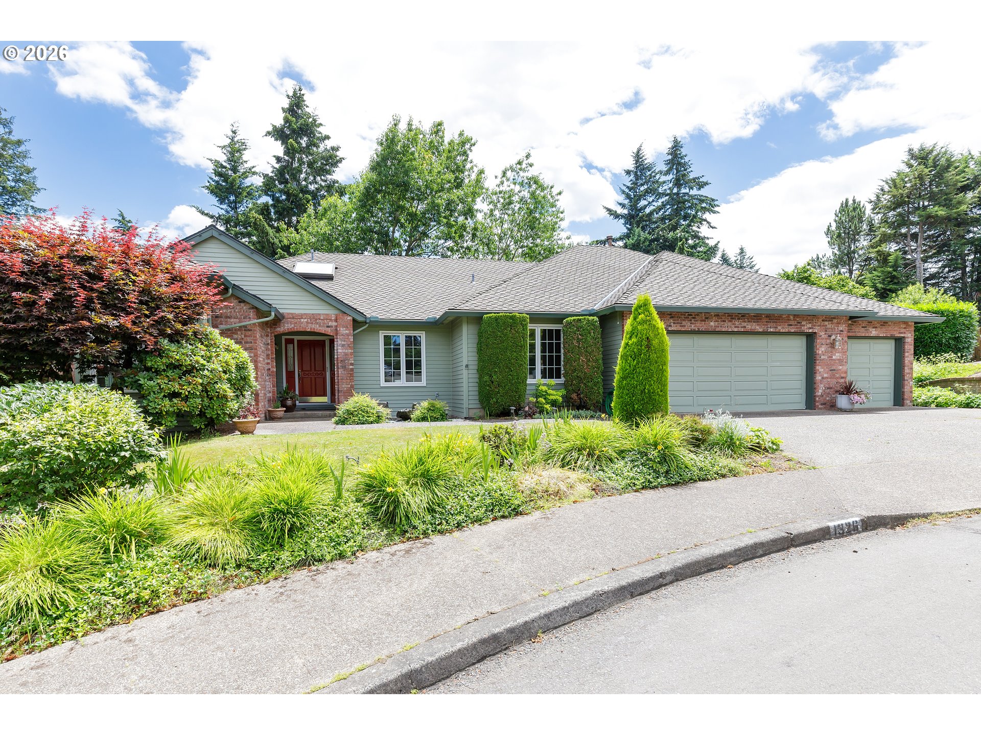 1326 STONEHAVEN DR