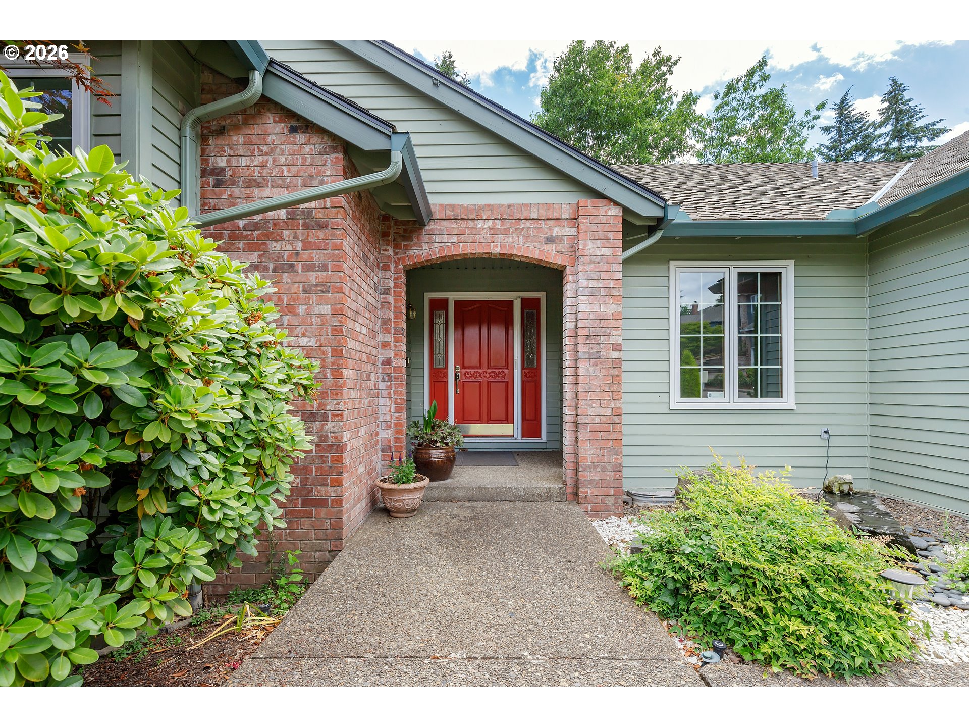 1326 STONEHAVEN DR
