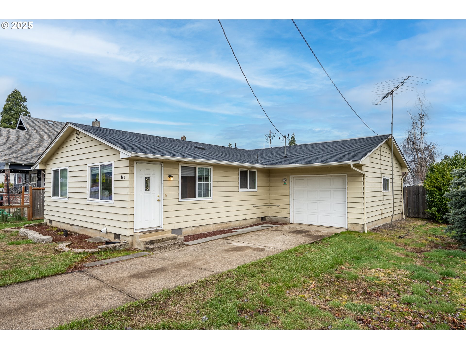 460 W OREGON AVE