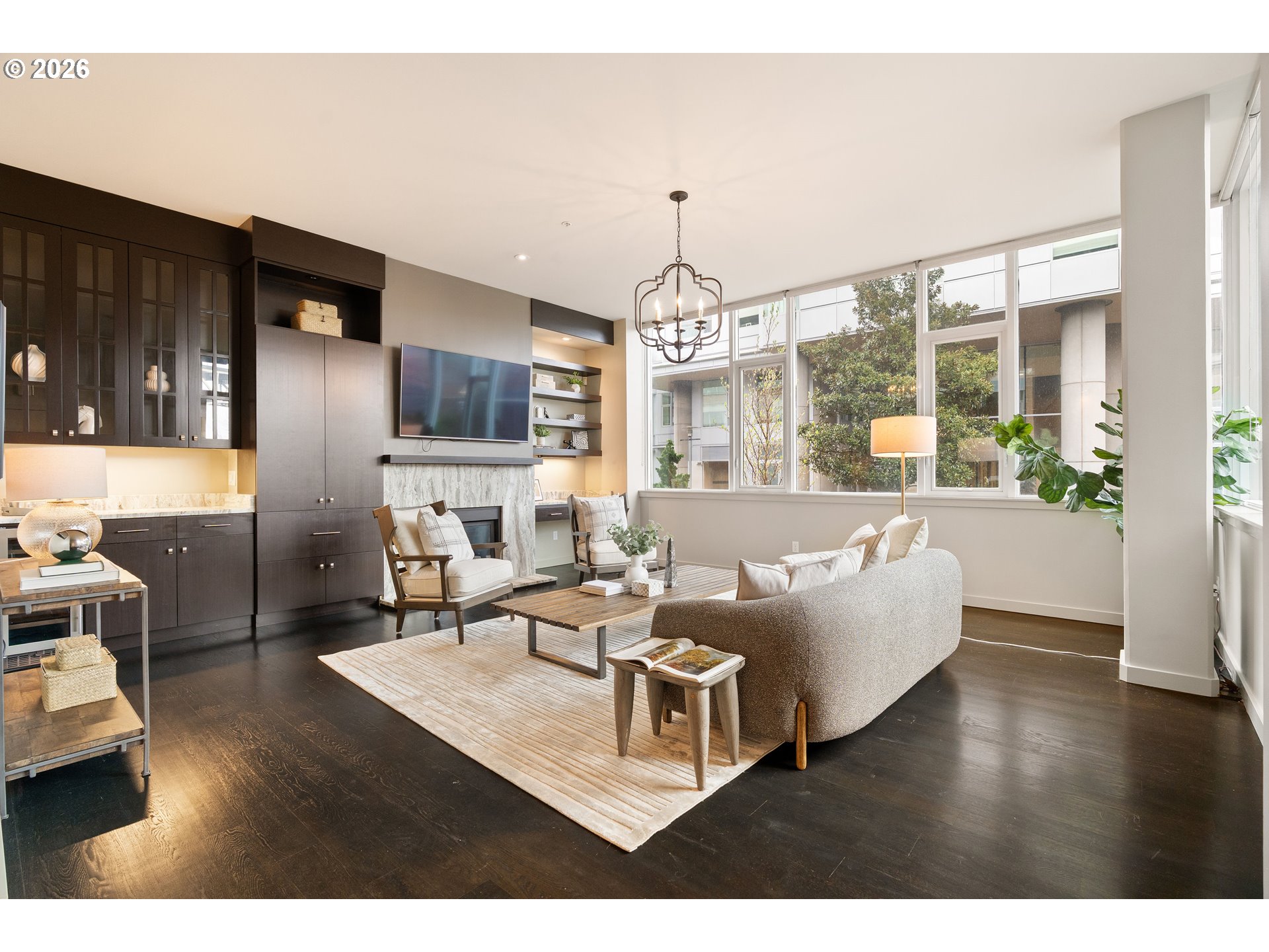 1930 S RIVER DR W107