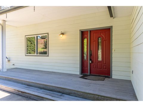 A home in Coquille