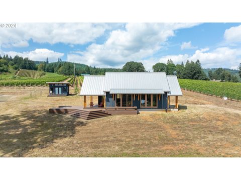 A home in Yamhill