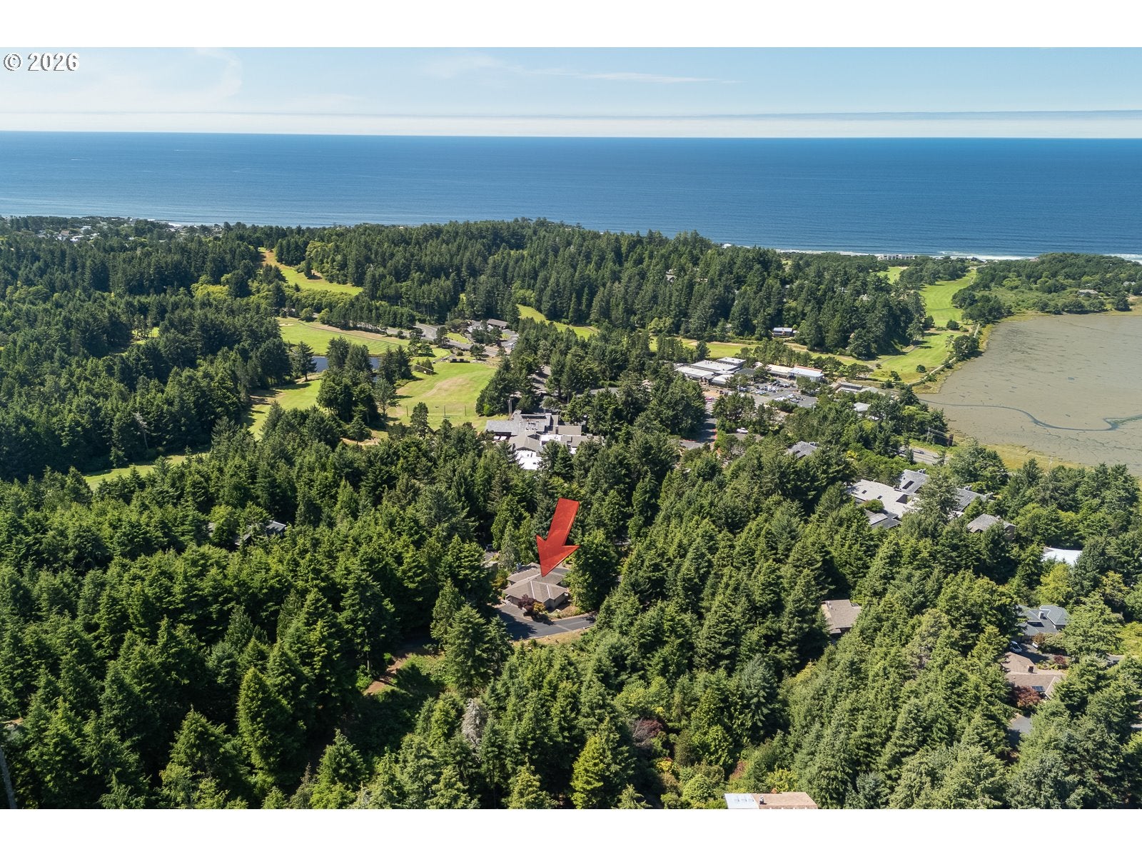 488 LOOKOUT DR