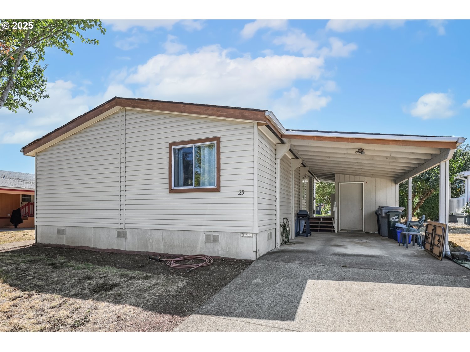 310 Pitney LN 25