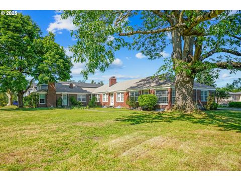 1908 NE 72ND AVE Portland OR 97213