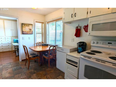 Tiny photo for 47880 W 2nd St, Oakridge, OR 97463 (MLS # 264158548)