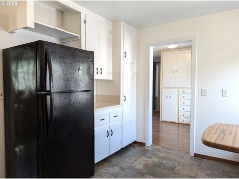 Tiny photo for 47880 W 2nd St, Oakridge, OR 97463 (MLS # 264158548)